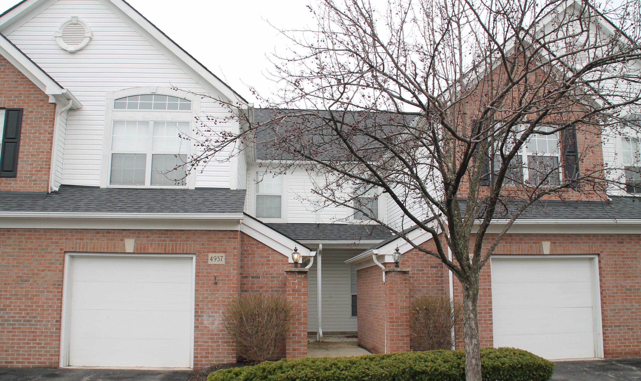 Lovely, Large Condo in Westerville!