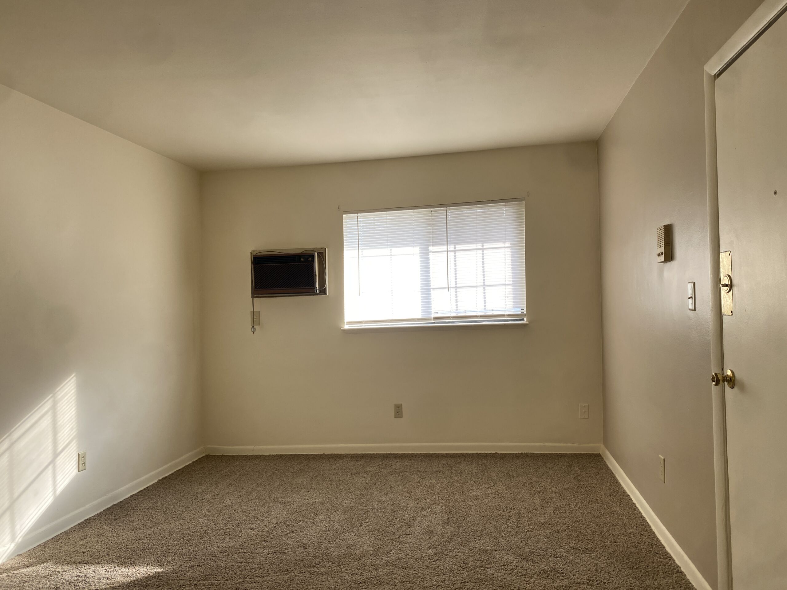 Single Unit Apartment living in Franklinton