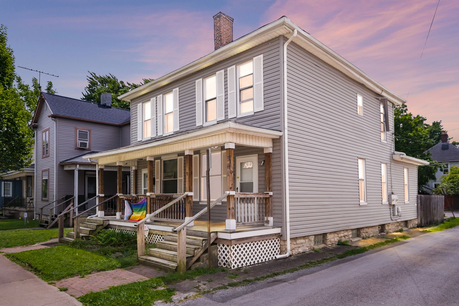 541-543 East Whittier Street – 541
